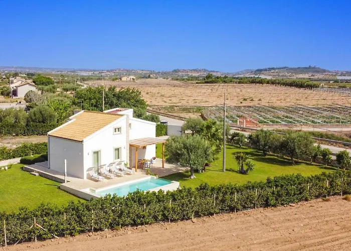 Vila Ginevra By *